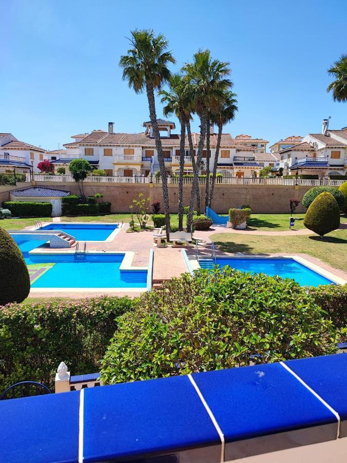 Bungalow Con Terraza La Mata La Mata  Zewnętrze zdjęcie